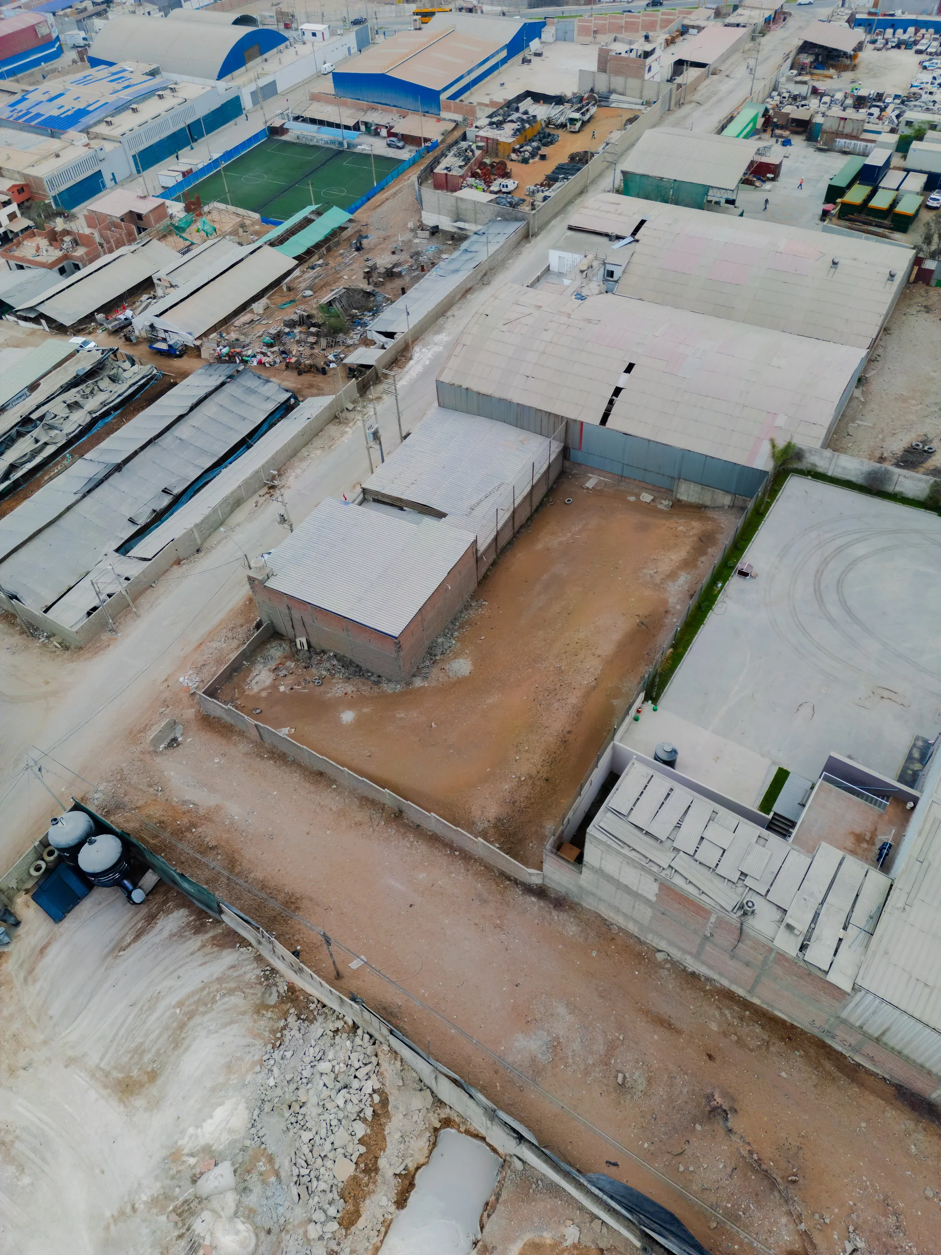 Terreno Villa el Salvador - Zonificación I2